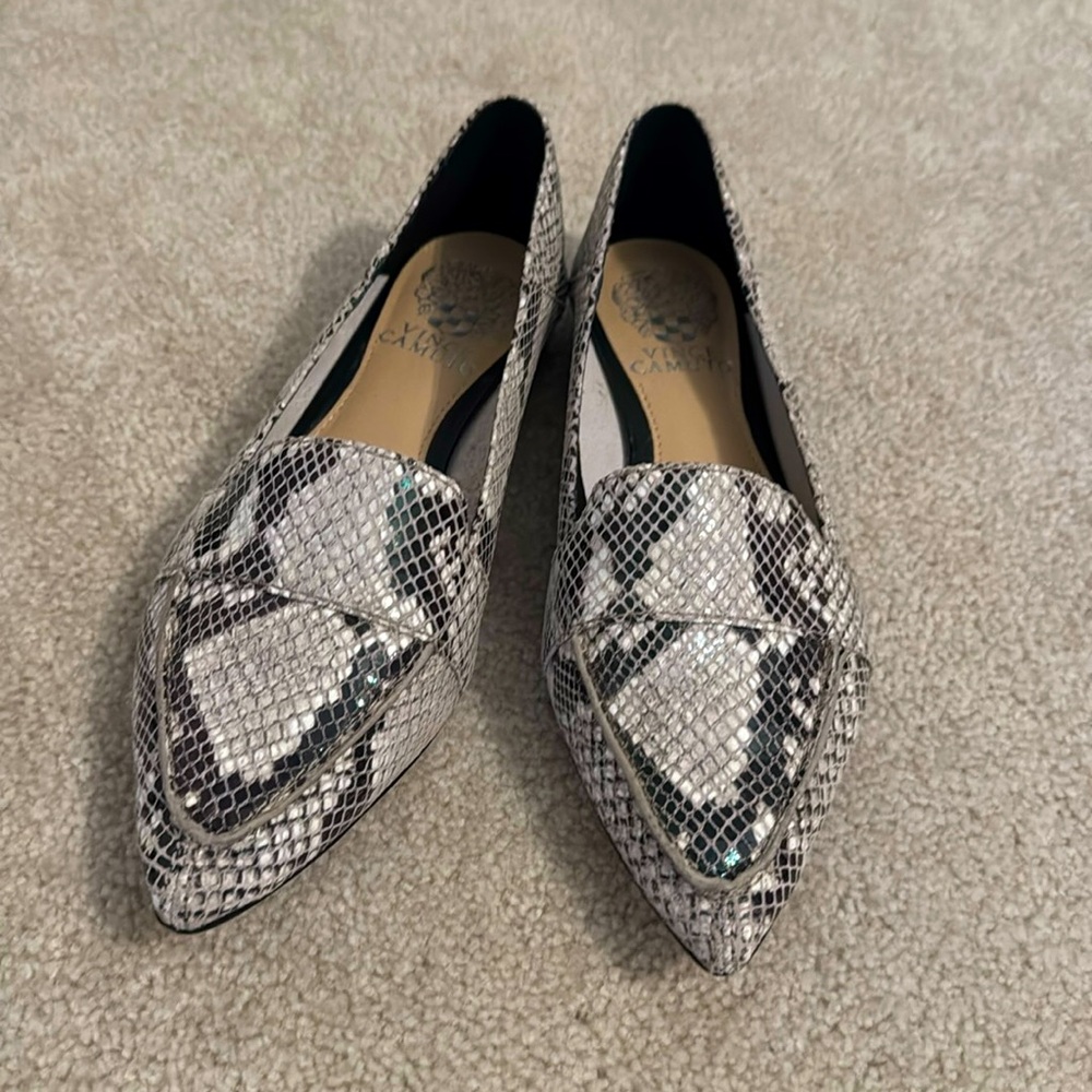 Snakeskin flats